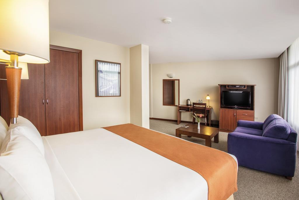 Hotel Quito Eksteriør billede