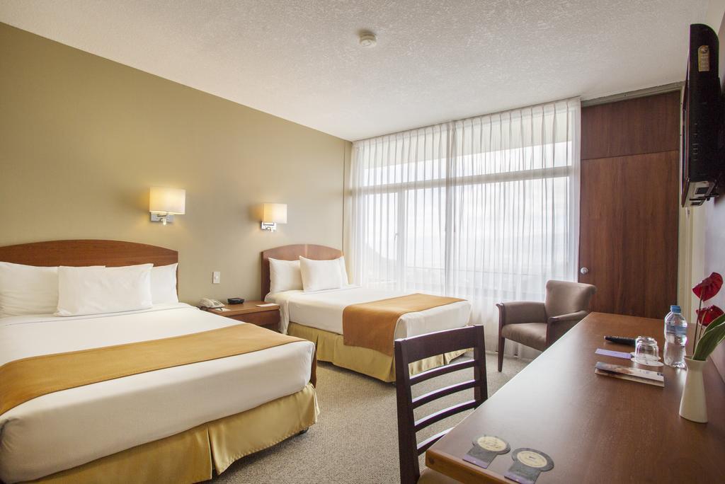 Hotel Quito Eksteriør billede