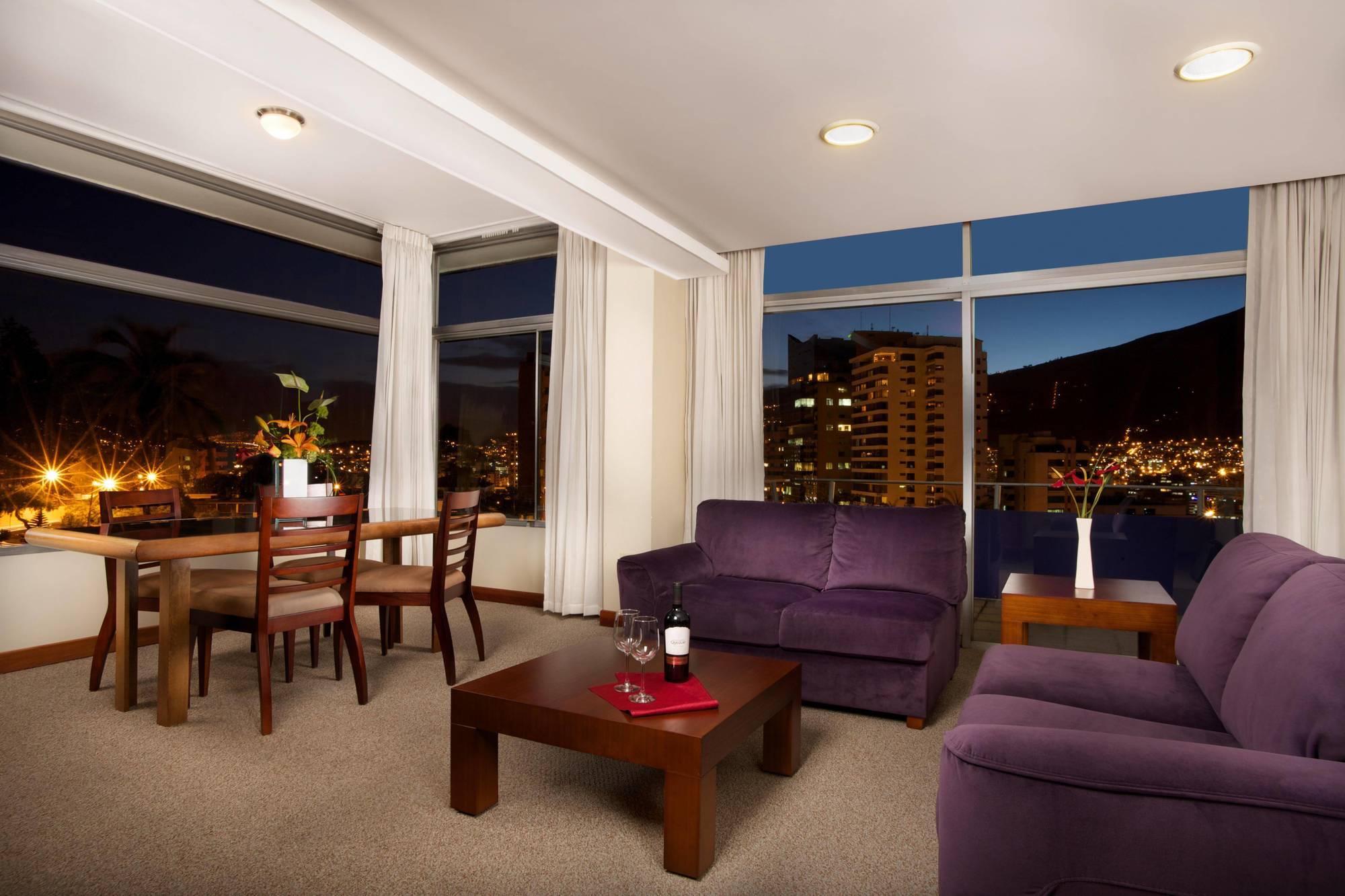 Hotel Quito Eksteriør billede